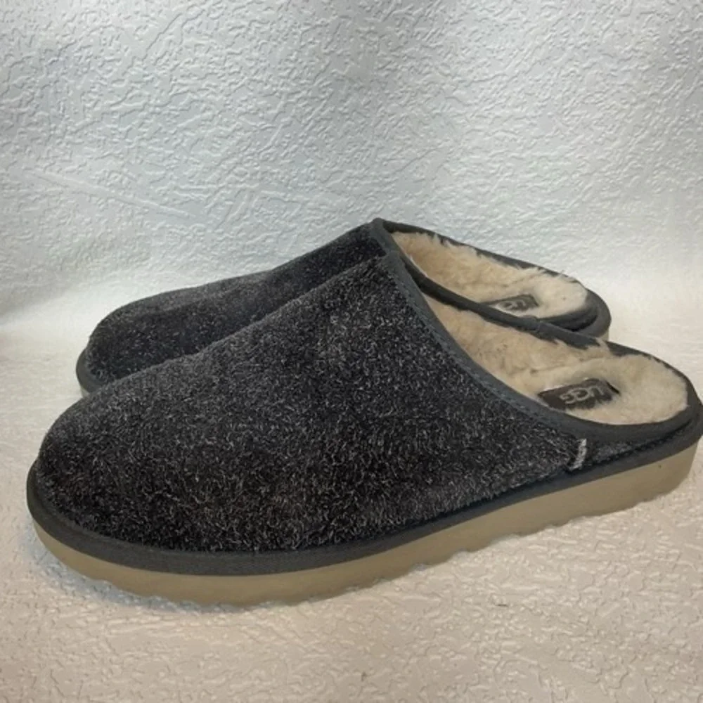 UGG classic slip